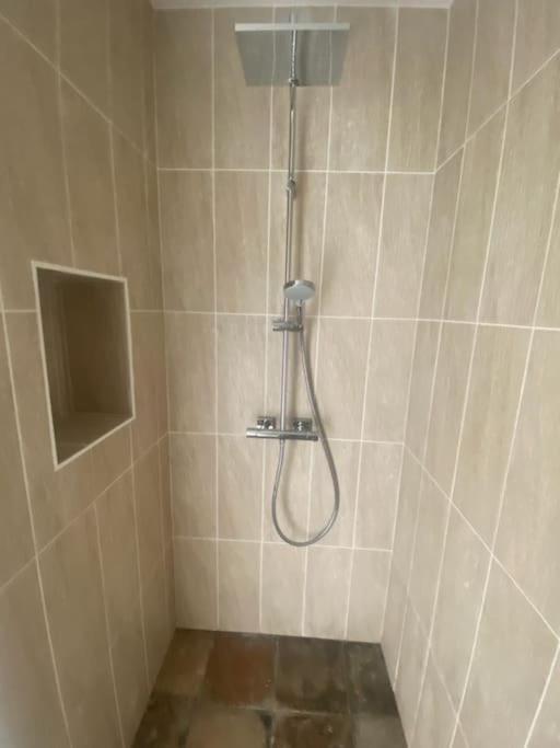 סן-ז'וליין-אן-בורן Maison Neuve Avec Piscine Chauffee, 4 Kms De Contis Plage מראה חיצוני תמונה